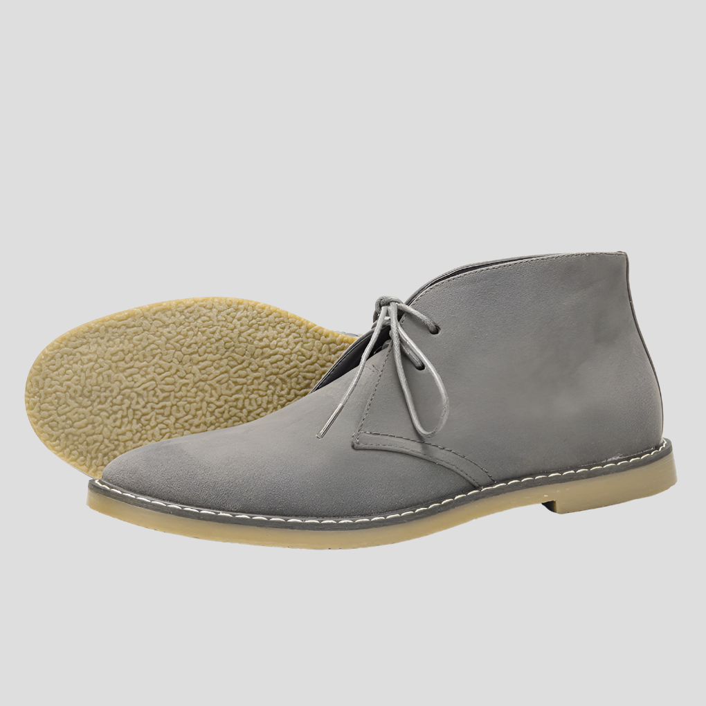 Classic men's vintage desert ankle boots. Lace-up design, versatile for stylish casual everyday wear.