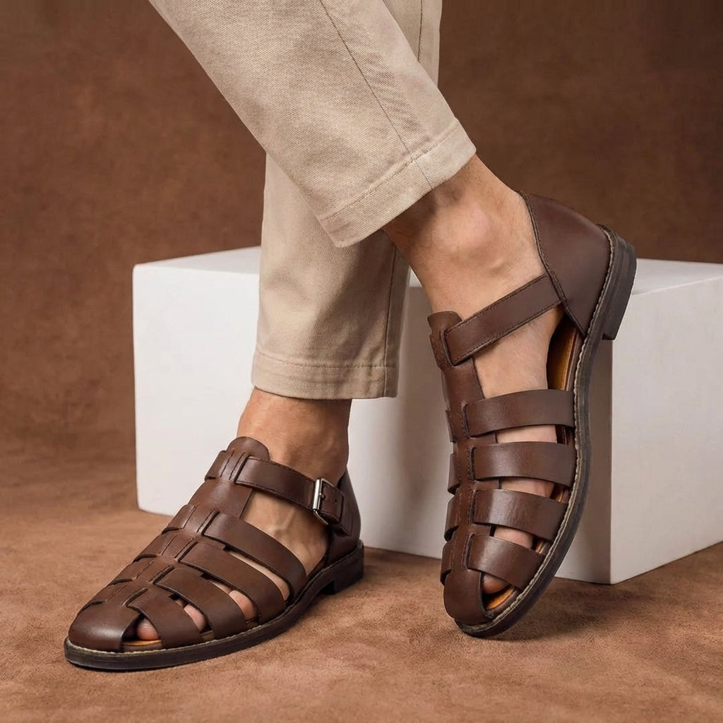 Durable men's closed-toe leather fisherman sandals featuring secure buckle straps, ideal for summer comfort footwear.
