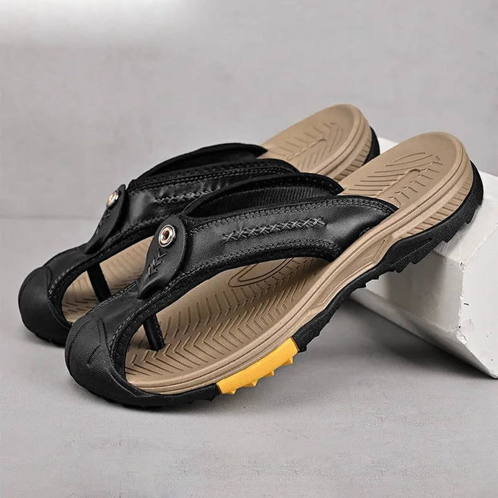 Versatile men's closed-toe water sandals, non-slip for outdoor adventure, beach, sport, and casual summer.