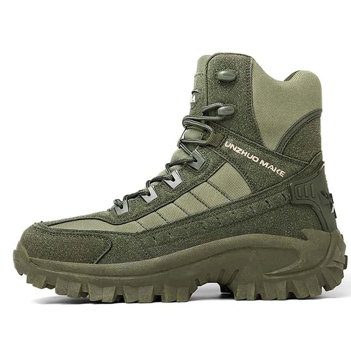 Sturdy men's tactical boots, beige, featuring durable construction & ankle support.