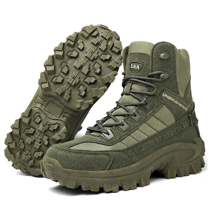 Comfortable men's hiking boots, brown, offering protection & stability on trails.