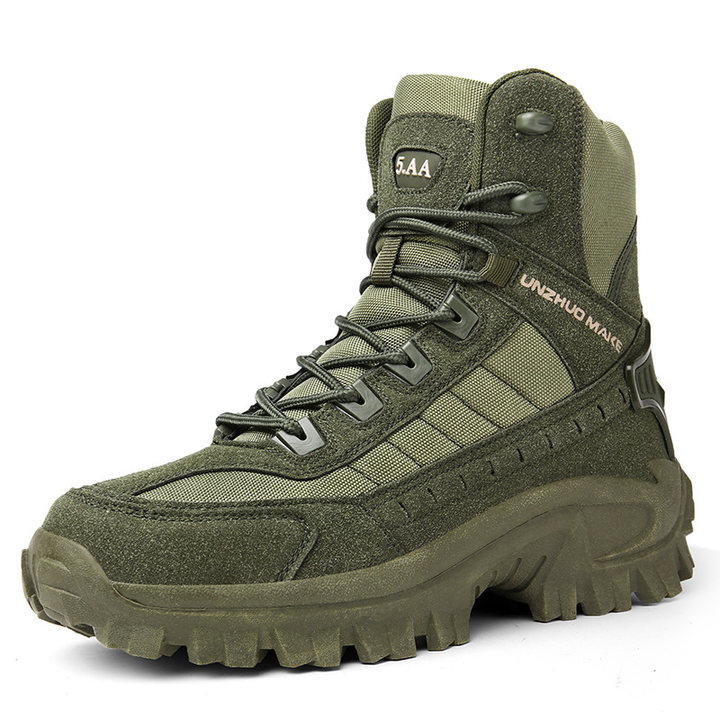 Men's outdoor lace-up boots, heavy duty, ideal for work, hiking & tactical activities.