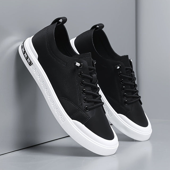 Men's comfortable lace-up athletic sneakers for everyday style. Versatile casual shoes with a classic design for walking.