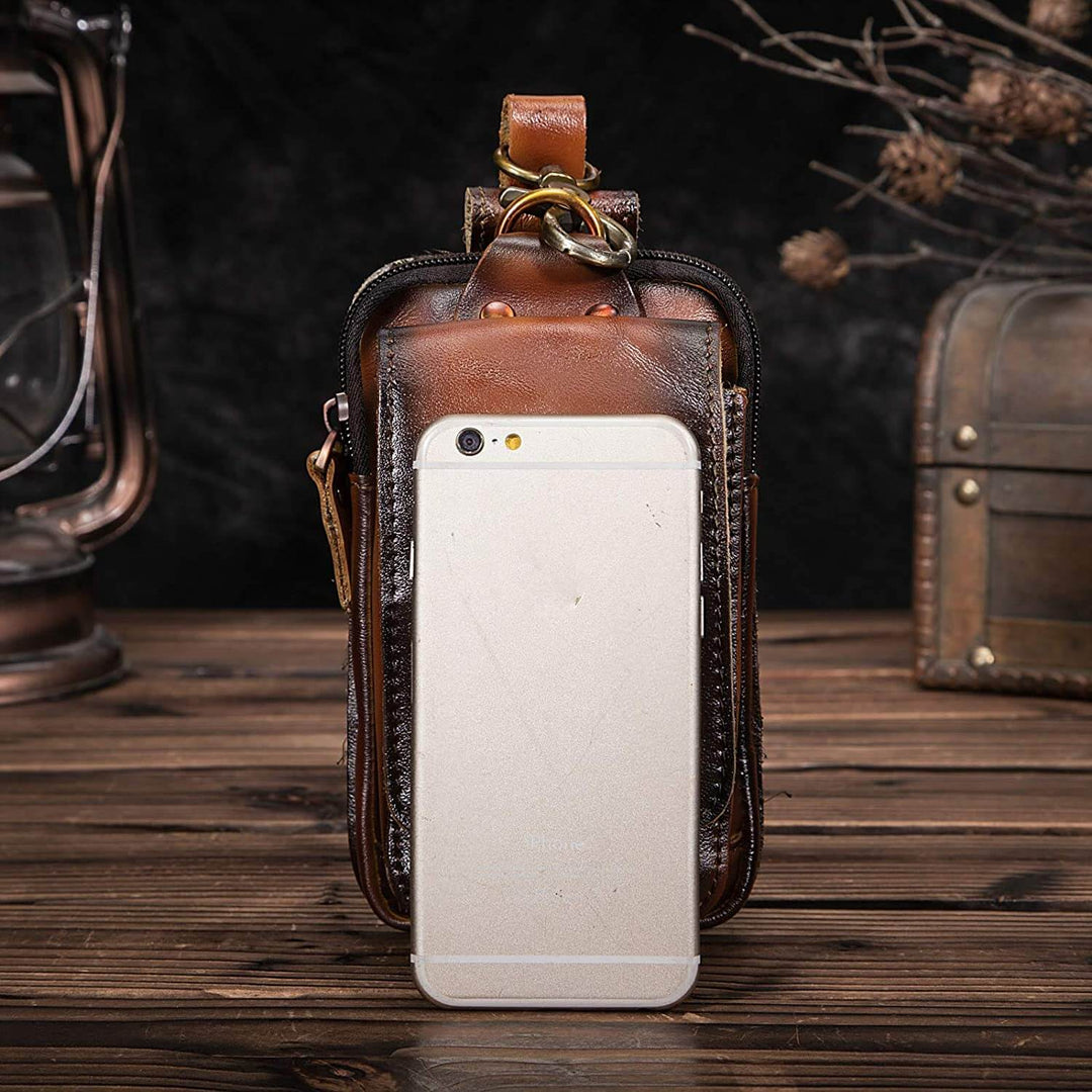 Convenient men's leather chest pack, perfect for hands-free daily essentials & travel.