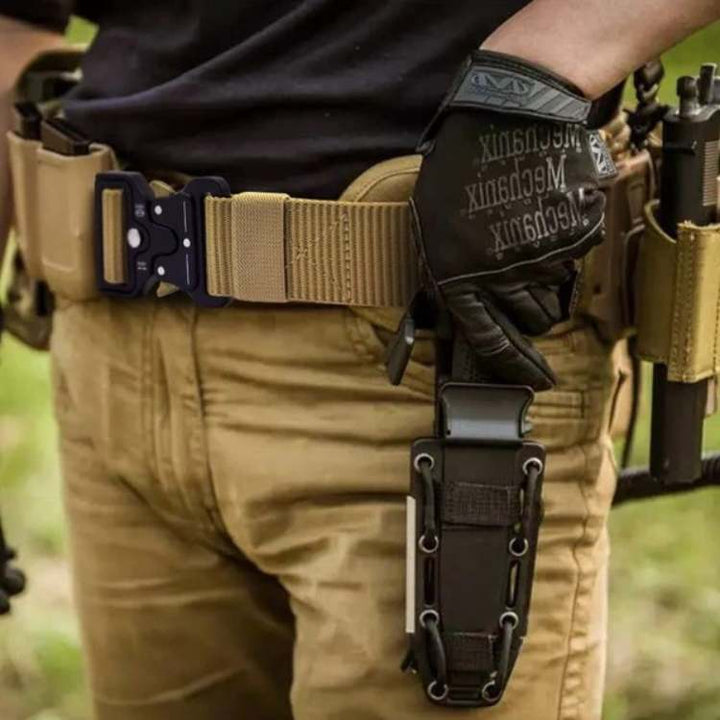 Durable quick-release buckle on a men's tactical nylon belt, ideal for hiking, camping, and outdoor use.