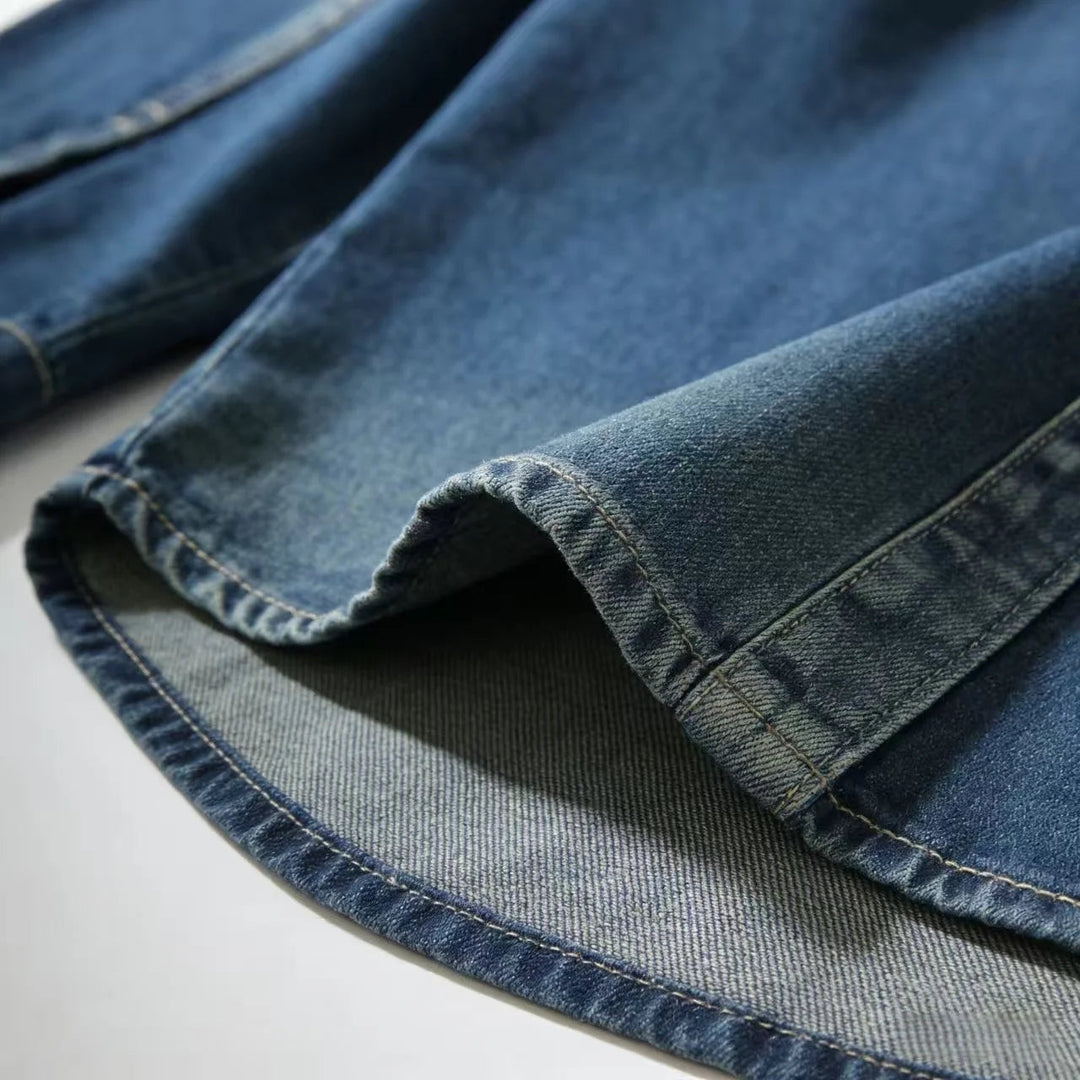 Versatile men's overshirt, a stylish button-down perfect for layering or as a casual light jacket.