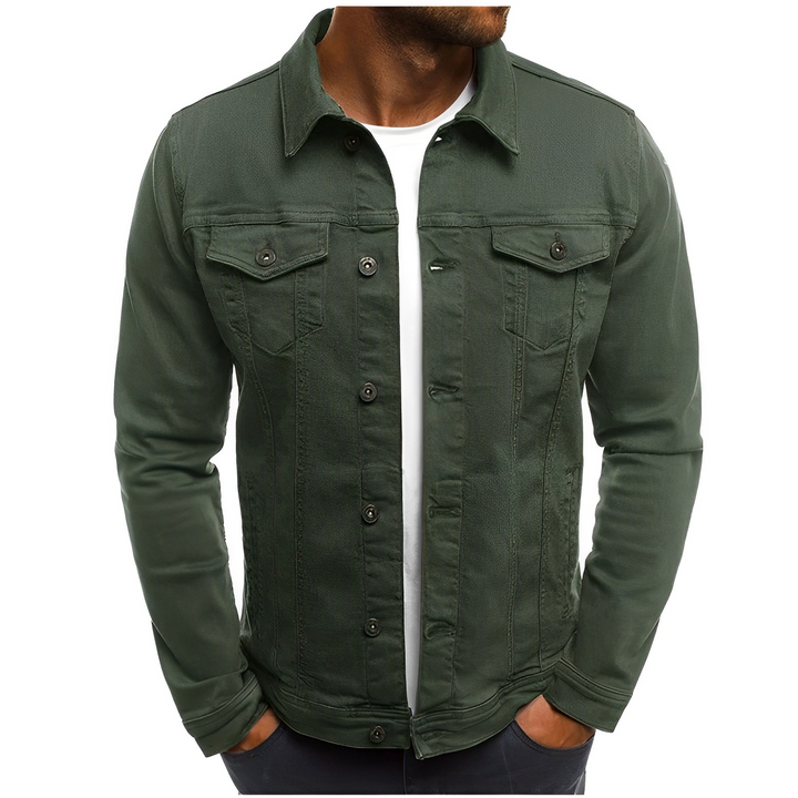 Versatile men's lightweight denim jacket, an essential piece of summer outerwear for casual men's fashion.