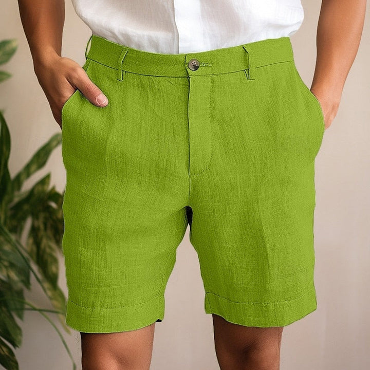 Stylish men's casual shorts with a relaxed fit, comfortable for everyday summer wear. Lightweight design.