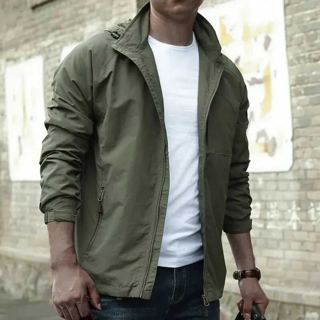 Stylish men's casual outerwear: a lightweight transitional jacket, ideal for spring and fall fashion.