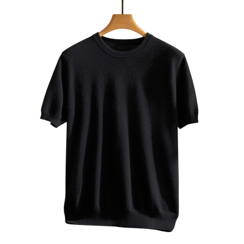 Relaxed fit men's luxury tee, premium short sleeve top, comfortable & versatile casual wear.