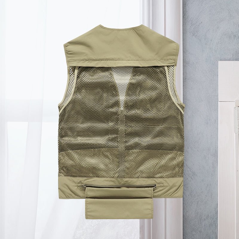 Men's fishing vest with multiple pockets for tackle & gear, perfect for anglers.