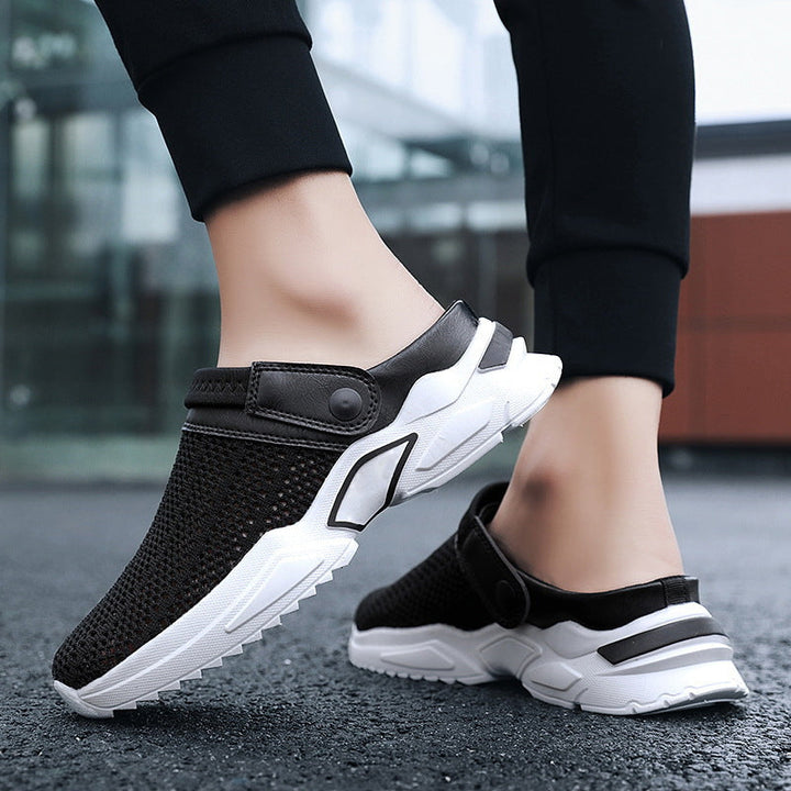 Detailed shot of the durable sole on men's orthopedic summer sandals.