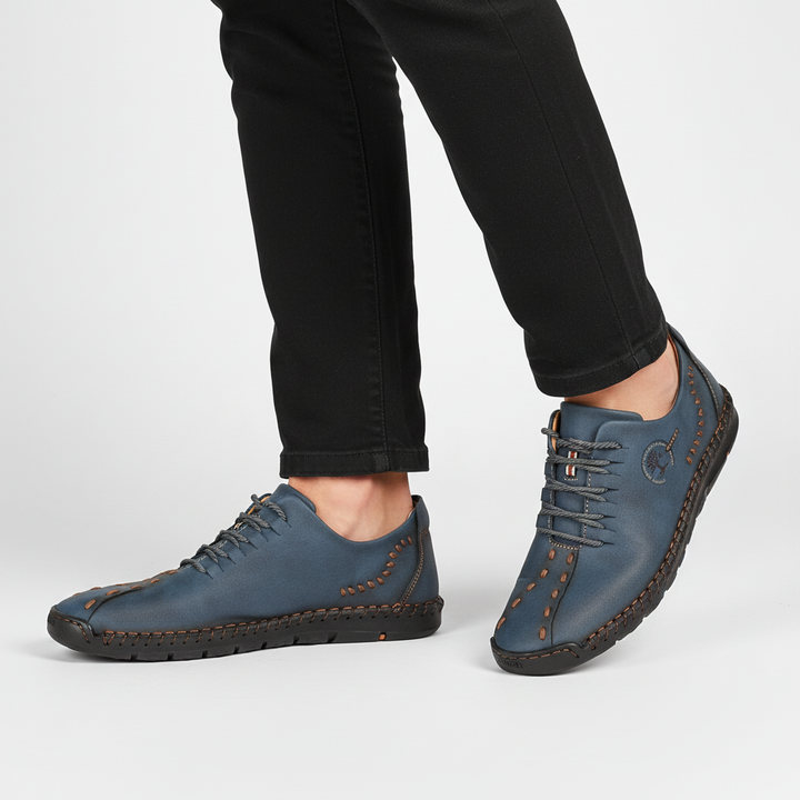 Comfortable men's orthopedic sneakers, perfect for daily walking and offering superior arch support.