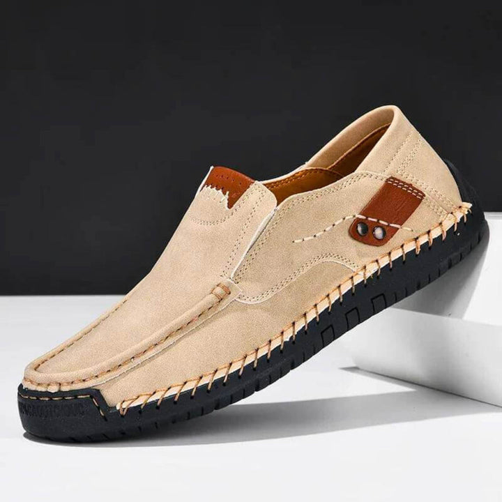 Men's orthopedic slip-on shoes with arch support for daily comfort and stability, perfect for walking.