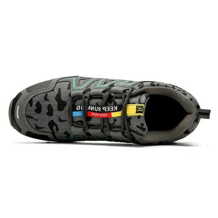 Modern men's camo orthopedic sneakers promoting foot health with a cushioned sole, perfect for walking and active wear.