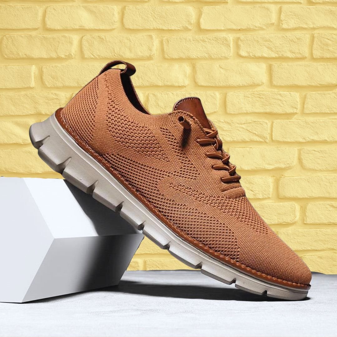 Stylish casual men's shoes with orthopedic arch support for comfort.