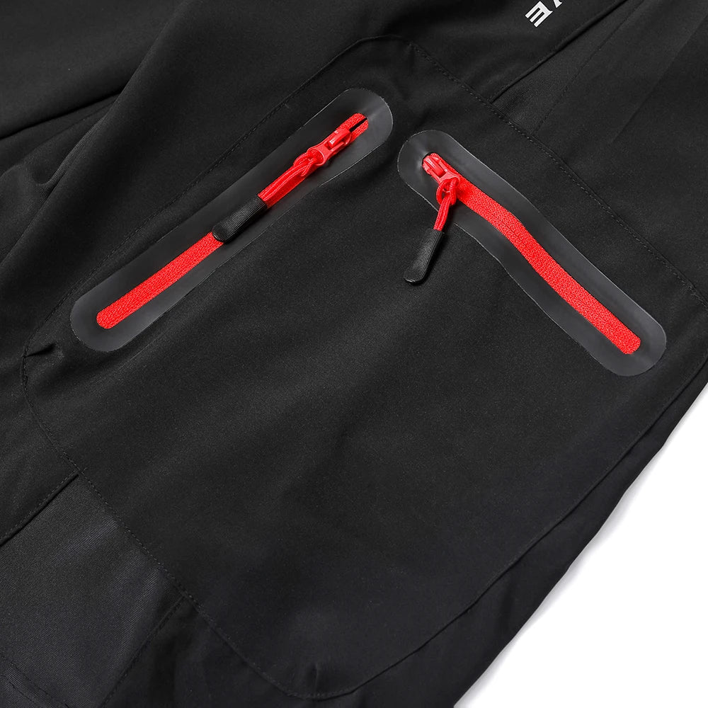 Quick-dry men's cycling shorts, breathable fabric for mountain biking & trail riding. Performance bike shorts.