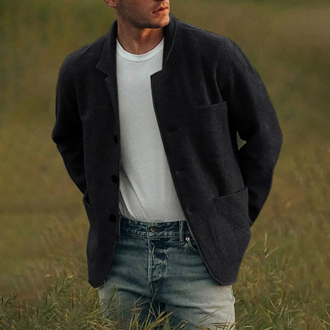 Everyday men's relaxed fit casual blazer. A modern smart casual jacket, essential for stylish men's fashion.