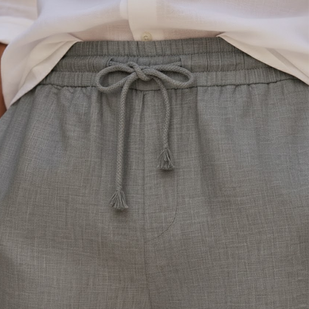 Stylish men's casual drawstring shorts, relaxed fit for summer comfort and everyday wear.