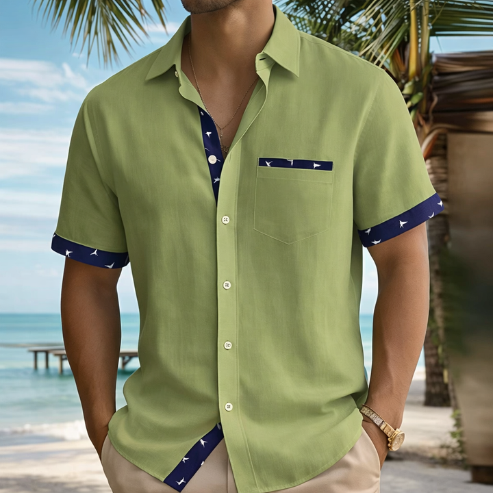 Men's relaxed fit short sleeve summer shirt, ideal for casual wear & warm weather.