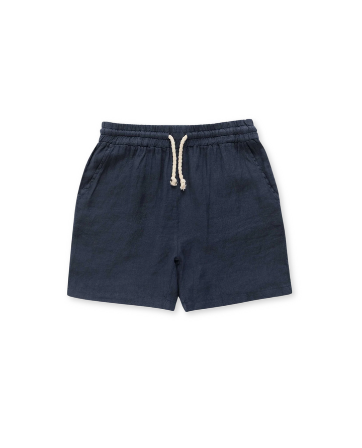 Lightweight & breathable men's relaxed fit shorts, designed for ultimate summer comfort during warm weather.