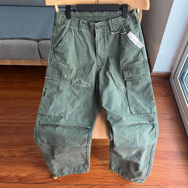 Versatile men's relaxed fit washed chino cargo pants, combining casual style, comfort, & utility for daily use.