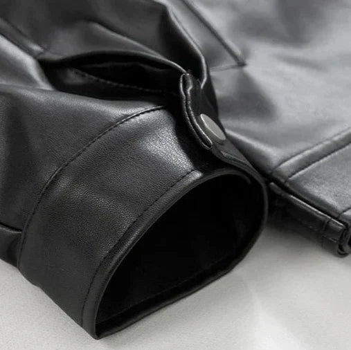 Front view of a men's oversized bomber jacket, showcasing its classic retro style & casual appeal.