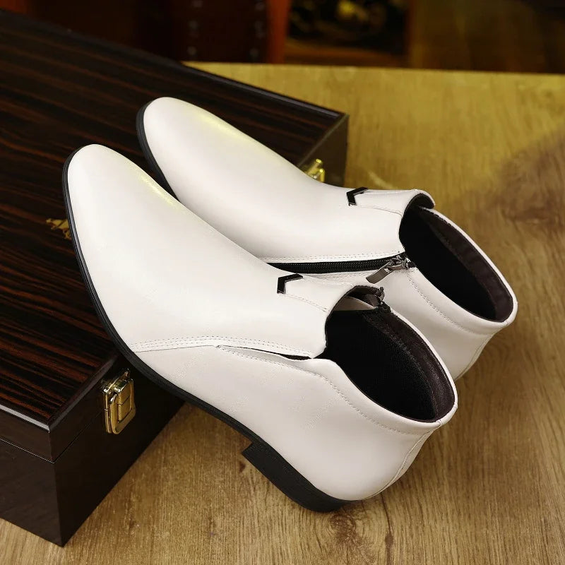 Stylish brown men's retro ankle boots. Polished dress shoes, perfect for formal events or smart casual attire.