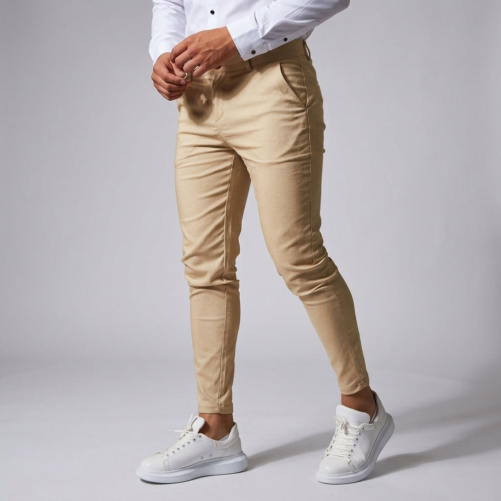 Comfortable men's slim fit trousers, ideal for daily professional wear. Modern design for smart casual or business.