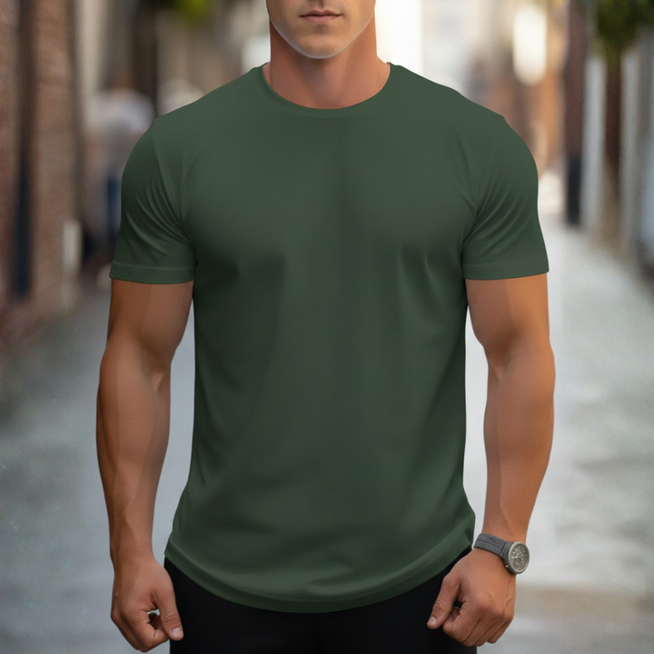 Men's short sleeve crew neck t-shirt, slim fit design for modern everyday and casual wear.