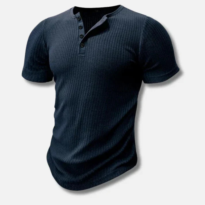 Comfortable men's slim-fit Henley t-shirt featuring a stylish button placket and short sleeves for everyday fashion.