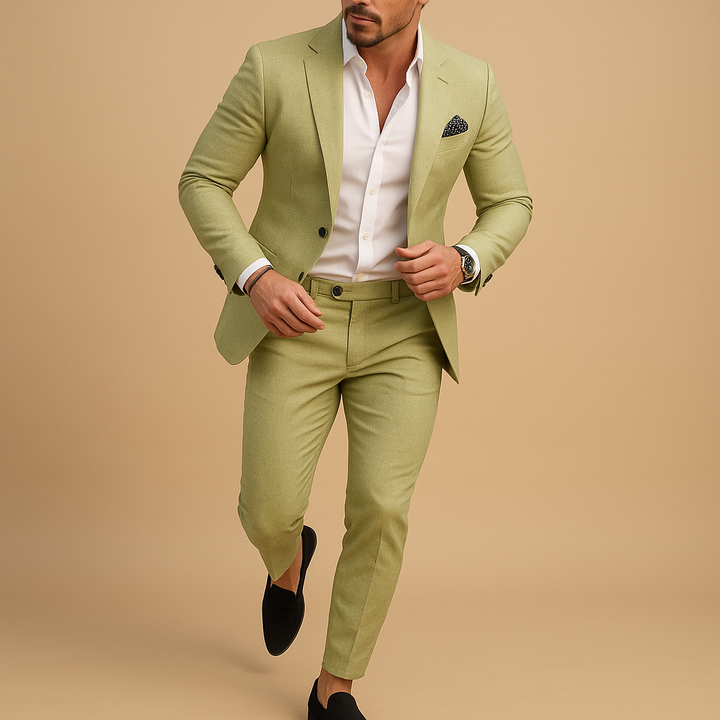 Sophisticated men's slim fit wedding suit, a stylish choice for groomsmen, special events & formal parties.