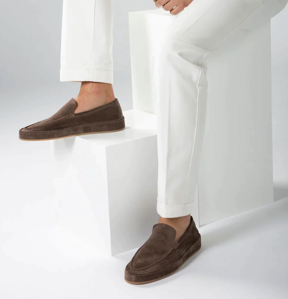 Men's slip-on loafers with cushioned sole, perfect for ultimate comfort & casual style.
