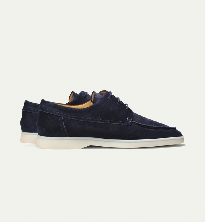 Men's stylish moc-toe lace-up loafers, providing exceptional comfort. Perfect smart casual shoes for daily wear.