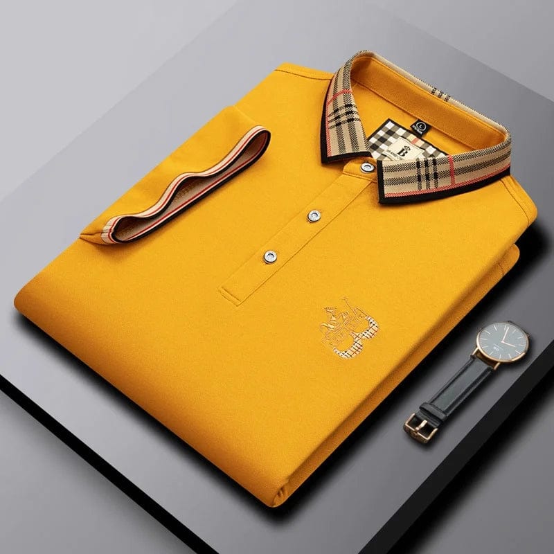 Hem detail of men's short-sleeve polo shirt, showcasing classic fit, quality, and everyday comfort.