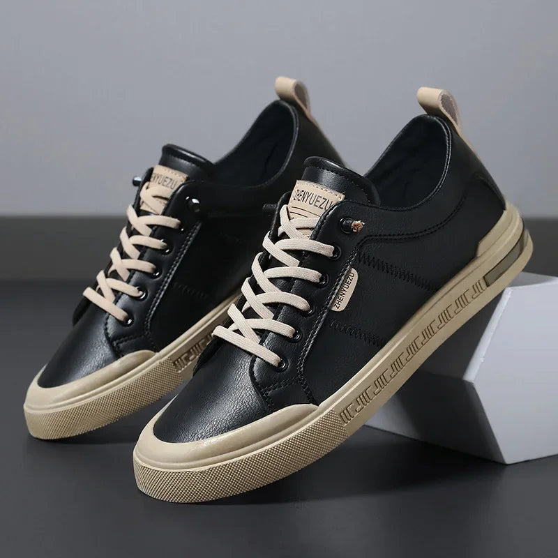 Two-tone men's casual shoes, perfect blend of style and comfort for daily activities.