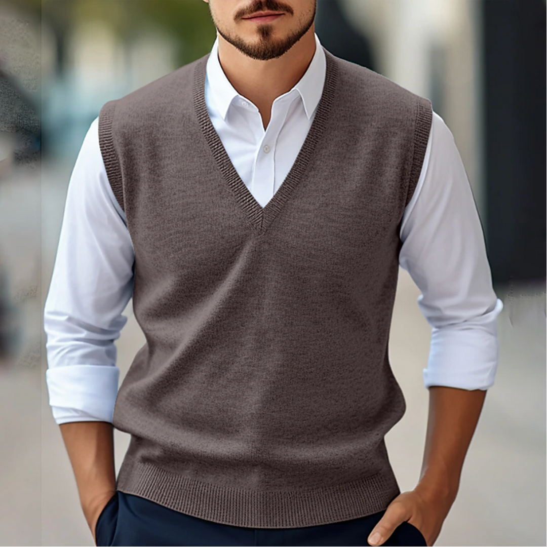 Classic men's V-neck sleeveless pullover vest, a comfortable and fashionable layering piece for men's everyday style.