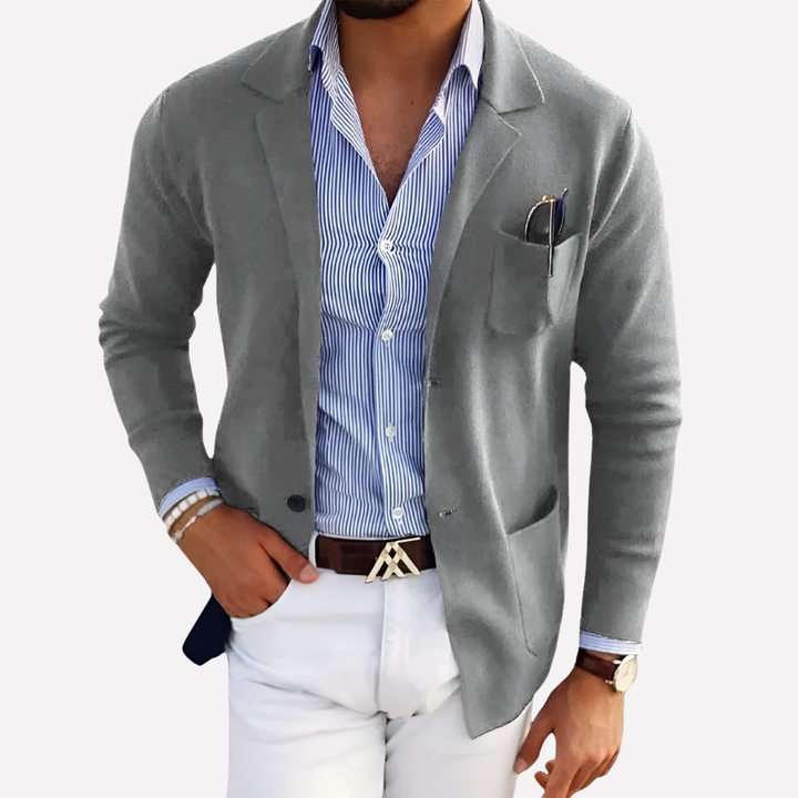 Smart casual men's blazer, perfect for layering over shirts, enhancing your everyday modern menswear.