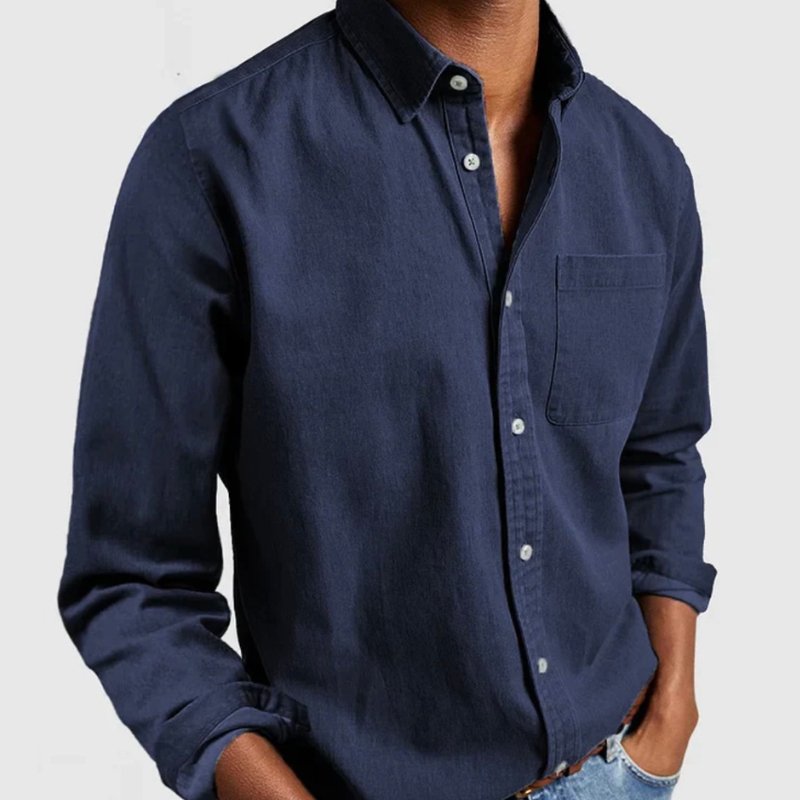 Versatile men's vintage button-up shirt, long sleeve, ideal for casual wear, layered looks, and timeless men's fashion.