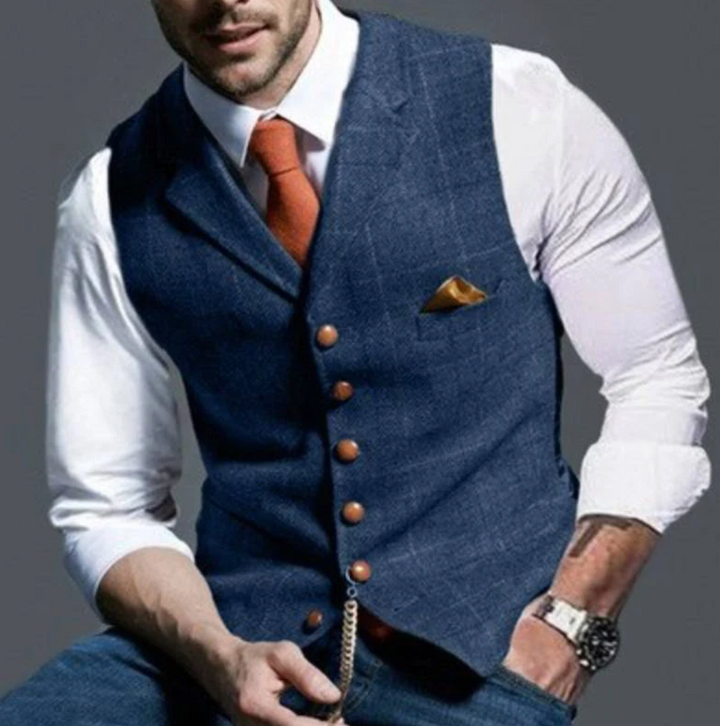 Men's vintage tailored vest in classic style, perfect for stylish layering in formal or casual outfits.