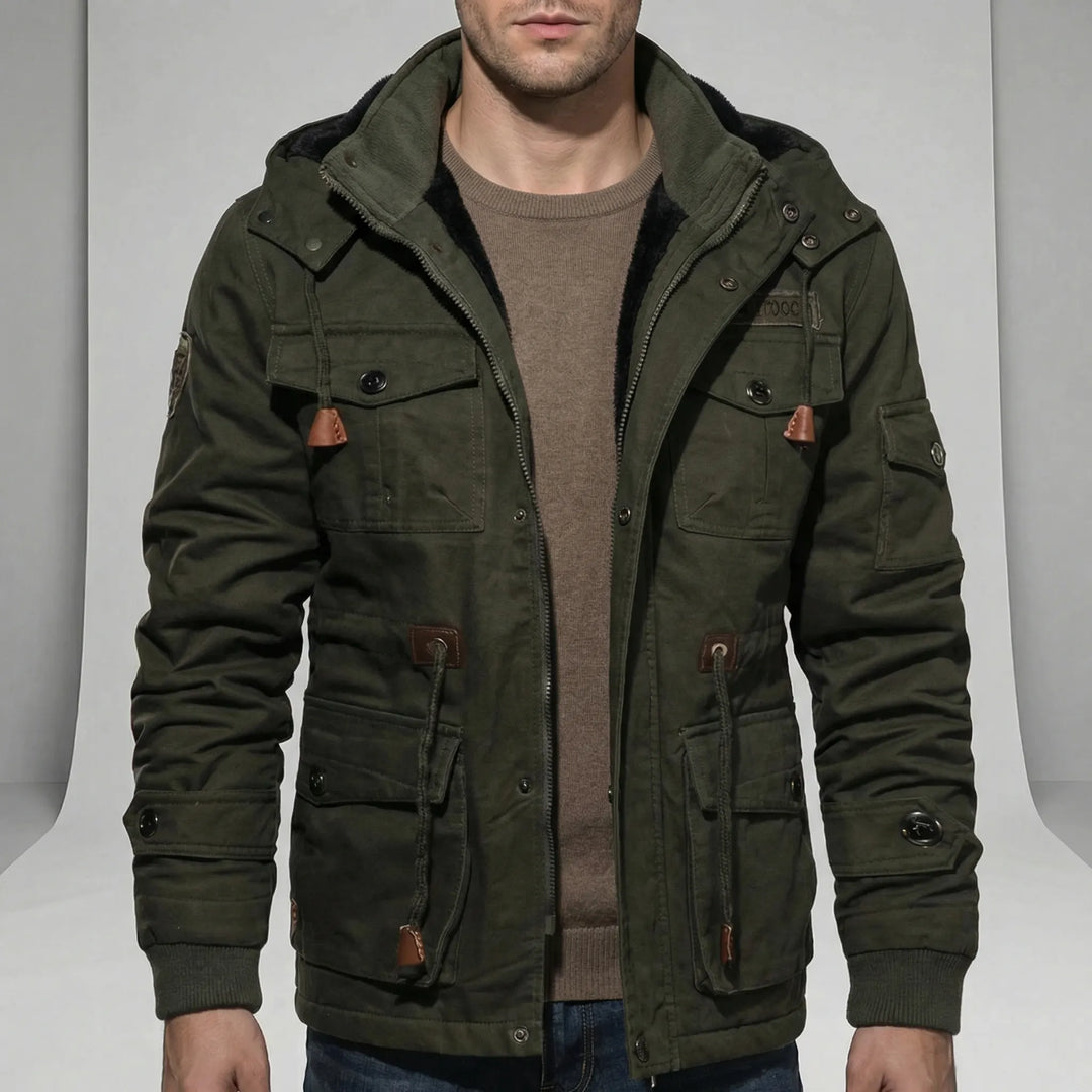 Stay warm & dry with this men's water-repellent everyday parka. Essential windproof winter coat for cold weather style.