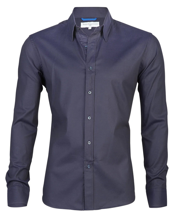 Versatile men's long sleeve zip shirt for modern comfort. Smart casual or everyday, this stylish zip-up top fits.