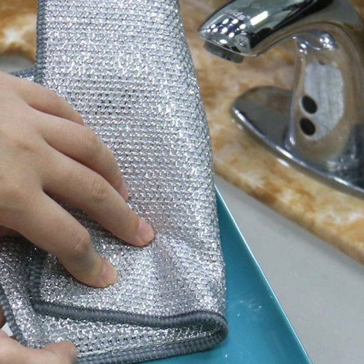 Textured wire cleaning cloth showcasing its unique weave for superior cleaning power