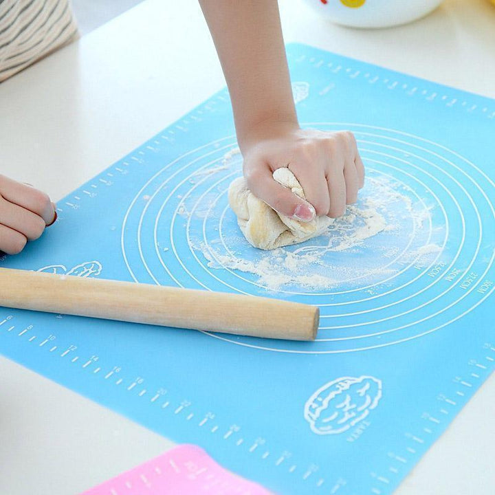 Flexible non-stick silicone baking mat, heat resistant and reusable, for all your baking and cooking needs.