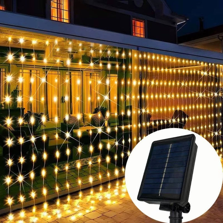 No-wiring outdoor solar curtain lights, warm white, for easy backyard decor. Weatherproof LED ambiance lighting.