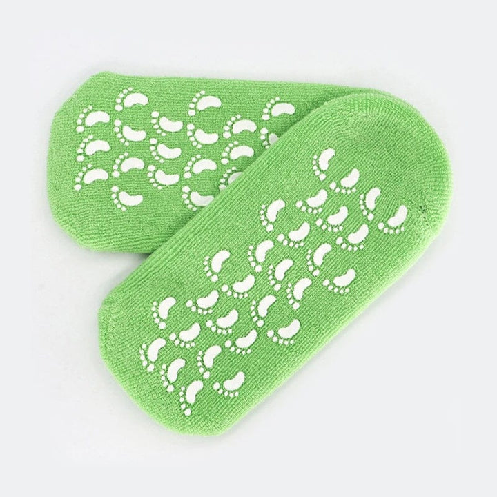Packaging for unisex gel-lined moisturizing socks, promoting soft feet and foot hydration benefits.