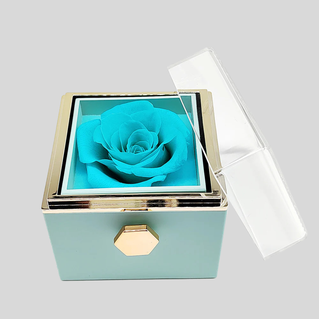 Personalized engraved heart necklace in a preserved rose gift box. A thoughtful romantic jewelry gift for women.