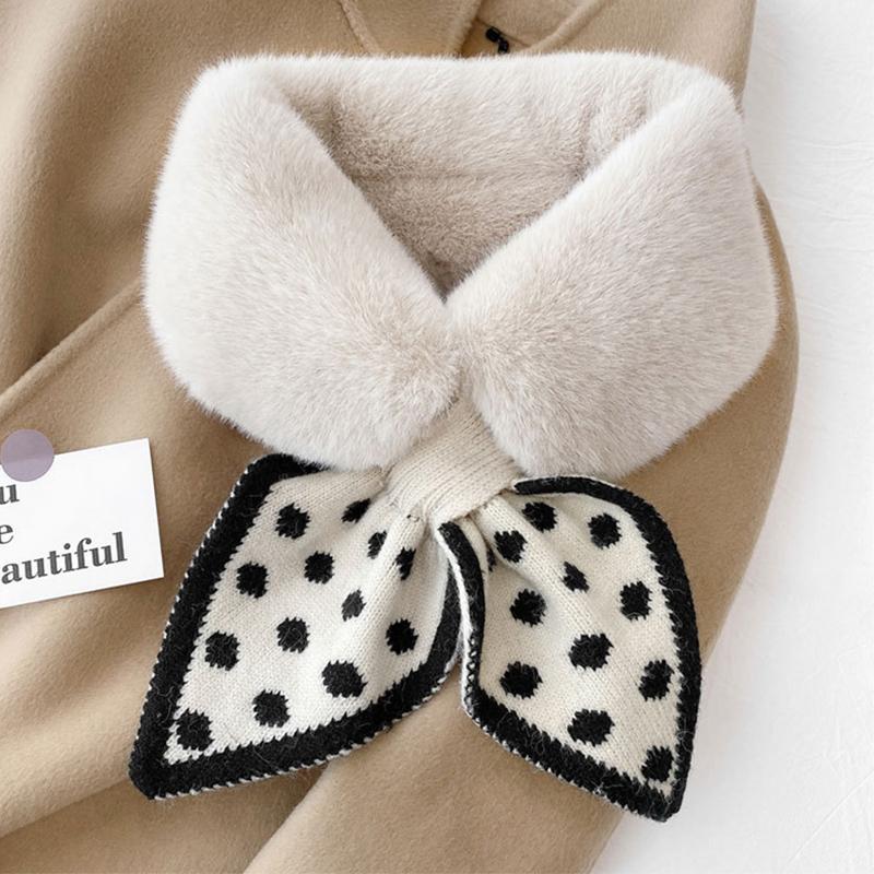 Women's warm plush scarf, an essential faux fur accessory for the chilly season.