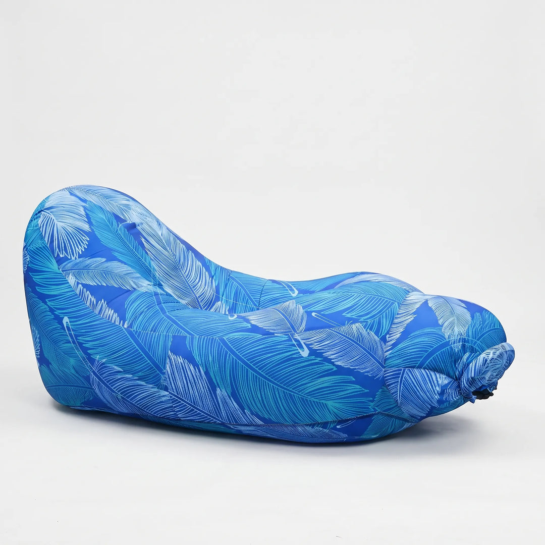 Comfortable inflatable outdoor sofa for ultimate relaxation at camping, festivals, or in your garden. Easy to inflate.