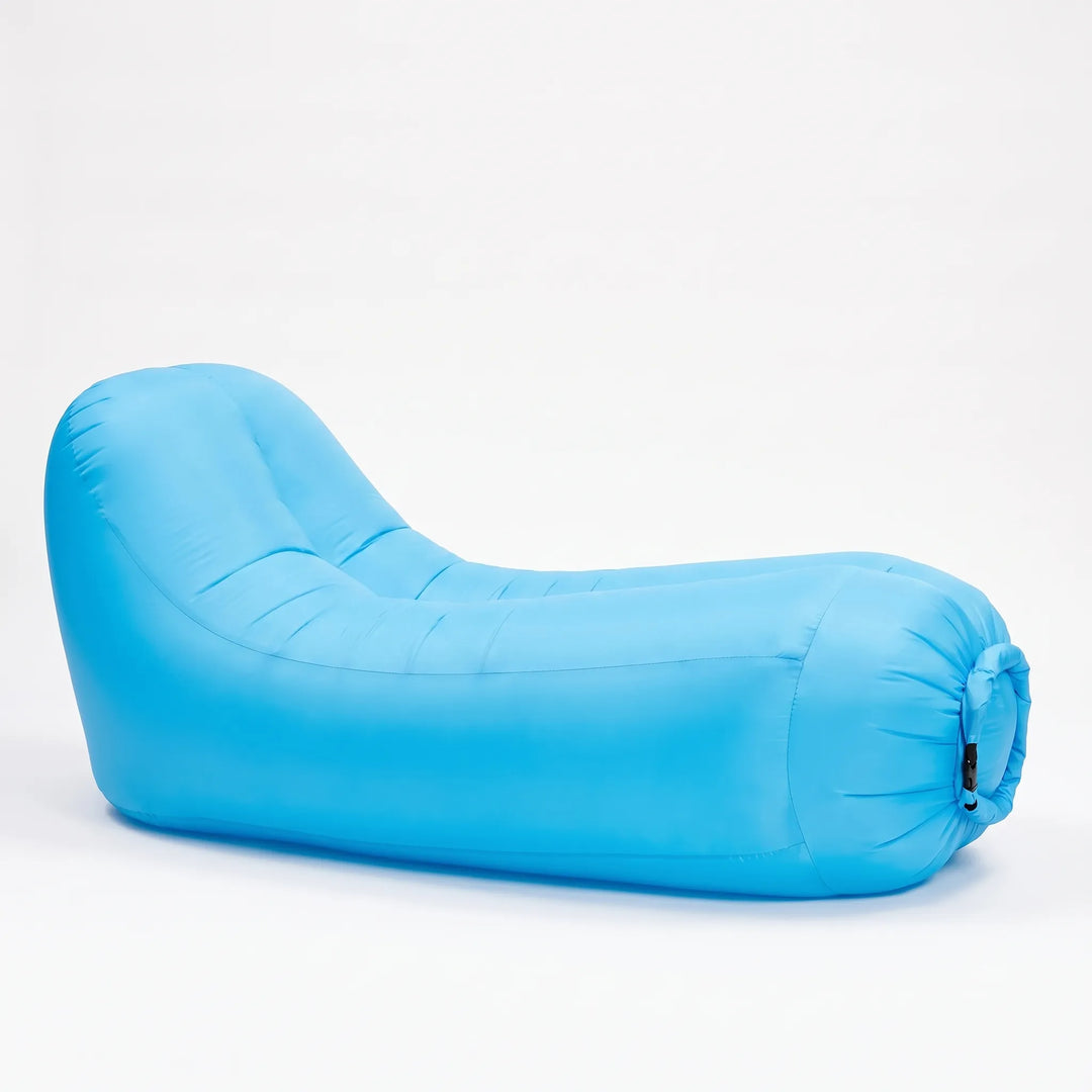 Versatile inflatable outdoor seating for summer activities: beach, camping, garden parties. Enjoy comfort & portability.